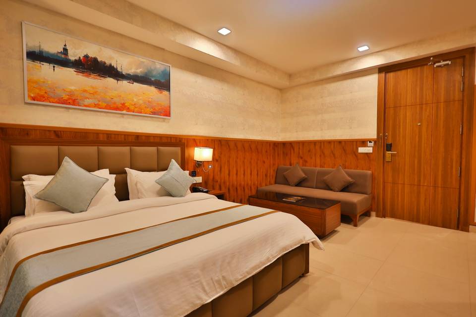 Clay Inn Hotel, Gurgaon