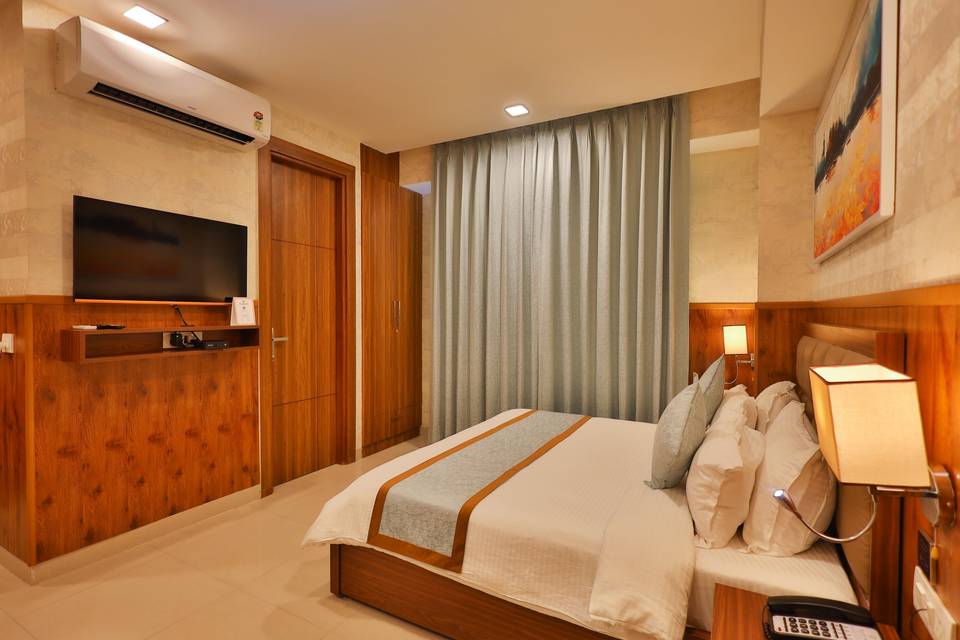 Clay Inn Hotel, Gurgaon