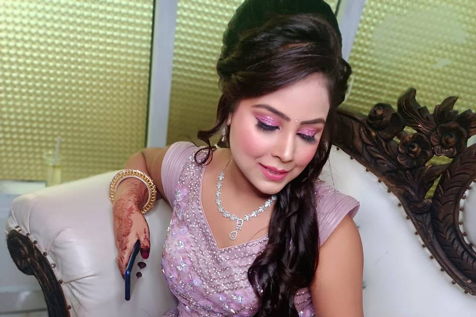 Ira Makeup Mantra  Price  Reviews  Nashik Makeup Artist