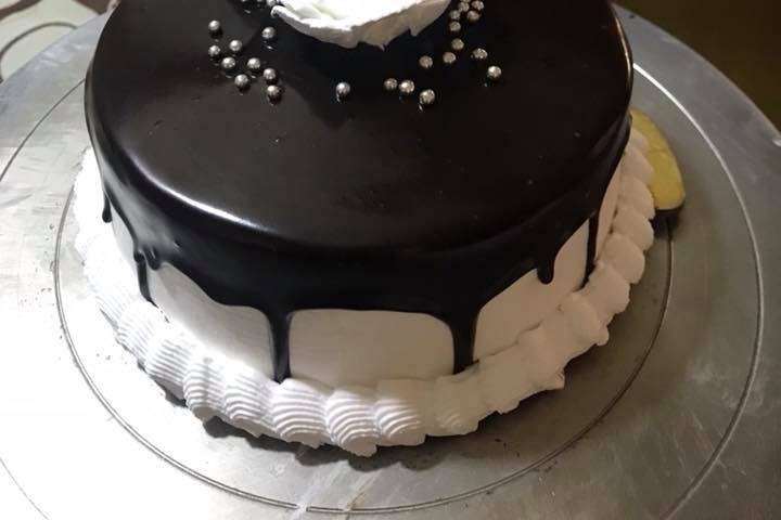 Urmilas Tempting Cakes, Indore