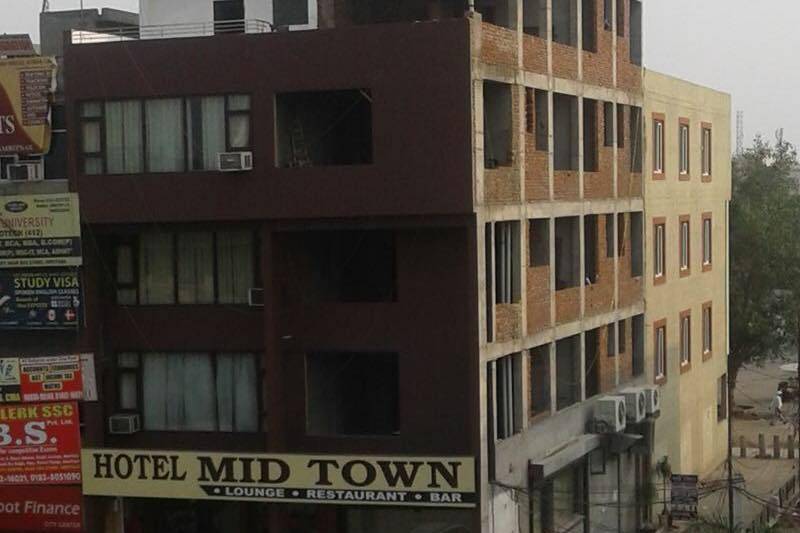 Hotel Mid Town, Amritsar