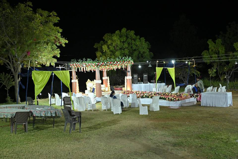 NIGHT VIEW OF SETUP