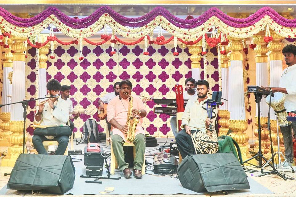 8 pcs Instrumental band