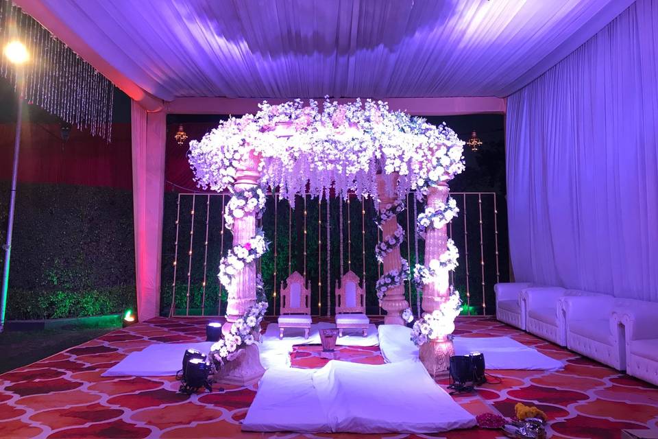 Wedding venue-Vedi setup