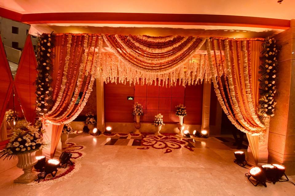 Wedding venue-Entrance decor