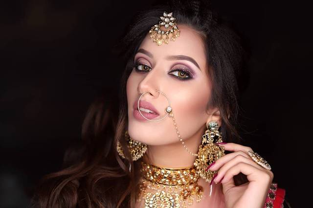 Party makeup