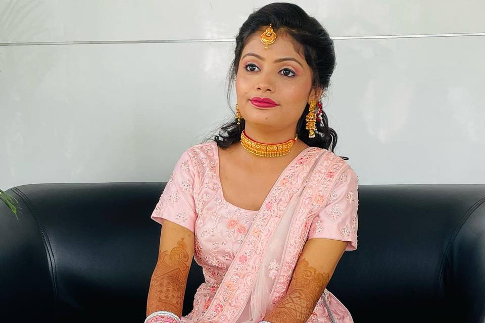 Vaishnavi Beauty Parlour
