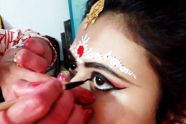 Bridal makeup