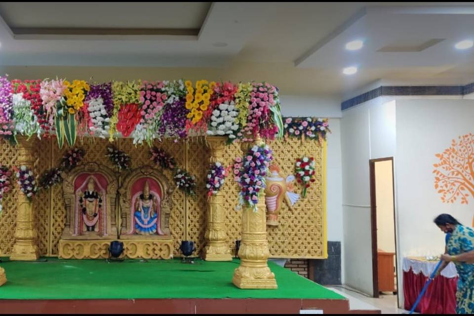 SRI Venkateswara Flower Decoration