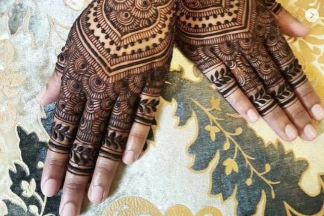 Mehndi by Misbah