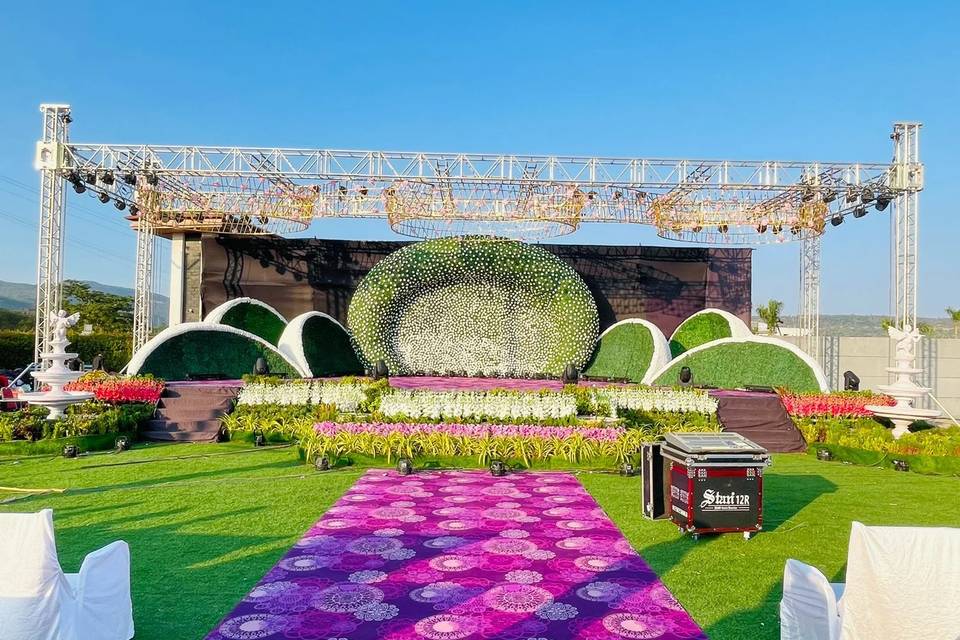 Lawn area