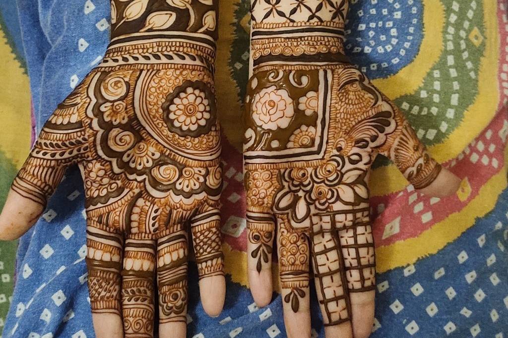 A2Z Mehndi Art