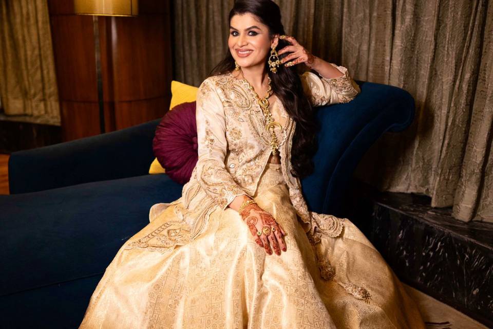 Engagement lehengas