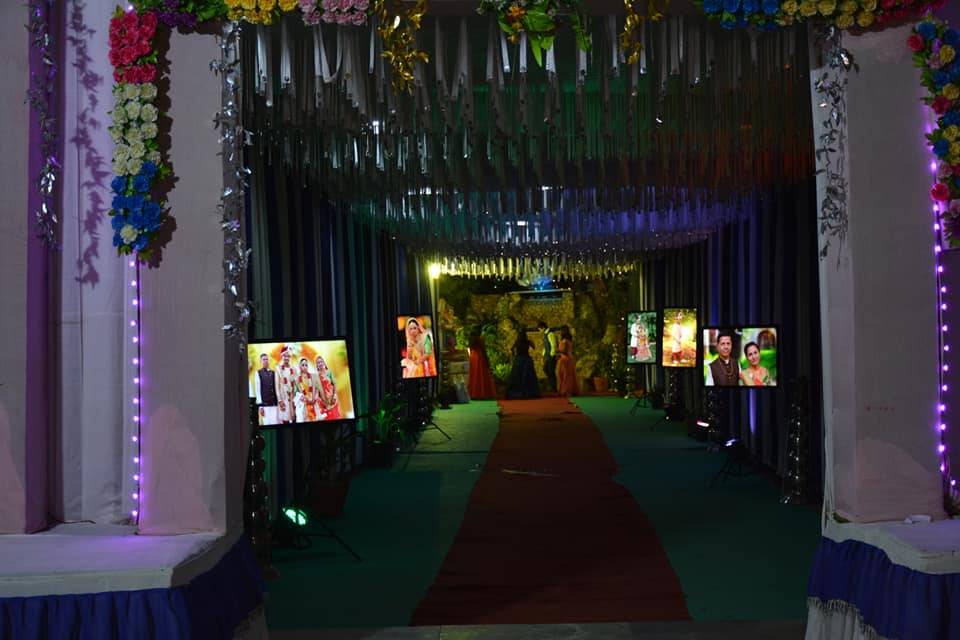 Entrance decor