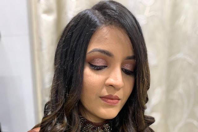 Party makeup