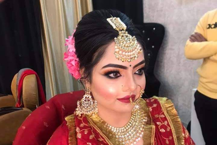 Bridal makeup