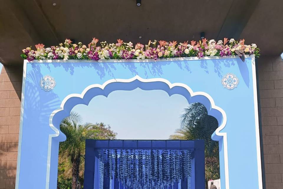 Entrance decor