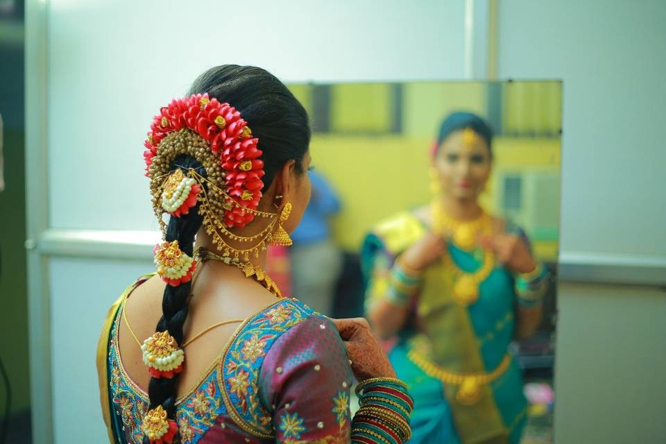 Prashanthi's engagement look