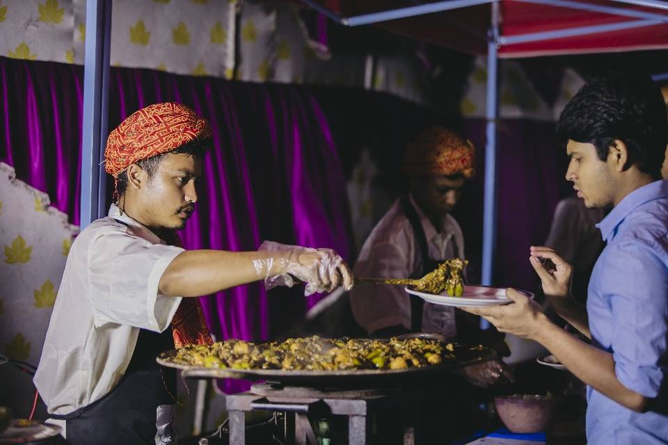 Crispy bhindi Chaat on truck