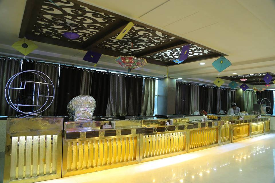 Banquet hall