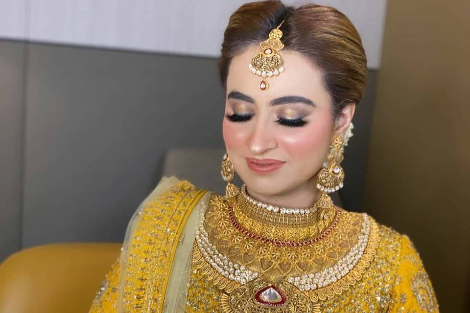 Bridal makeup