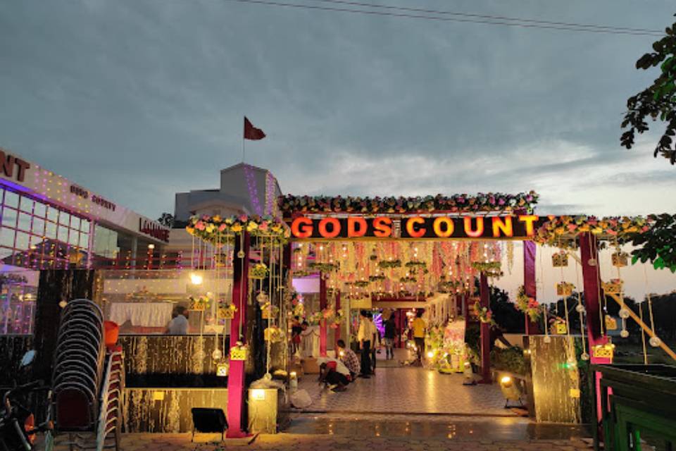 Gods County Hotels and Resorts