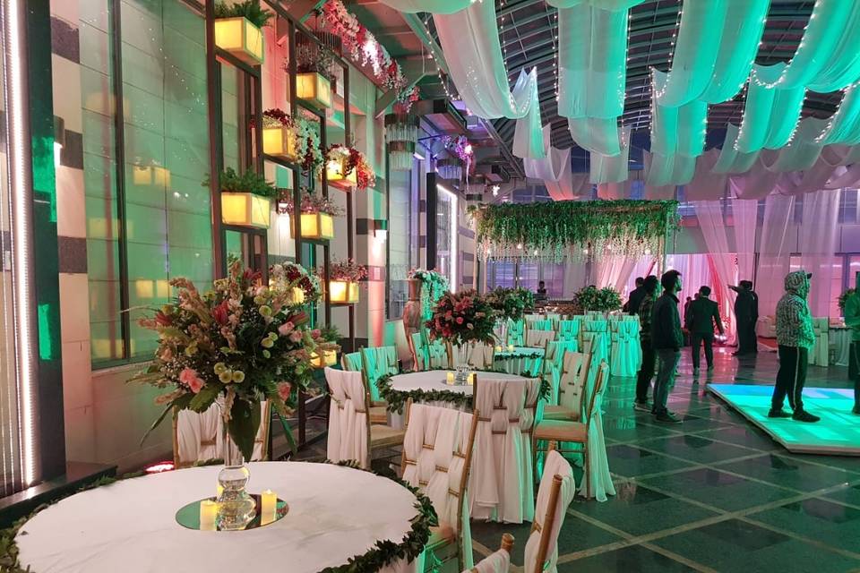 Engagement Function Decor