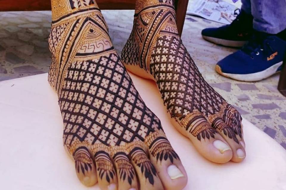 Ganga Mehandi Designer