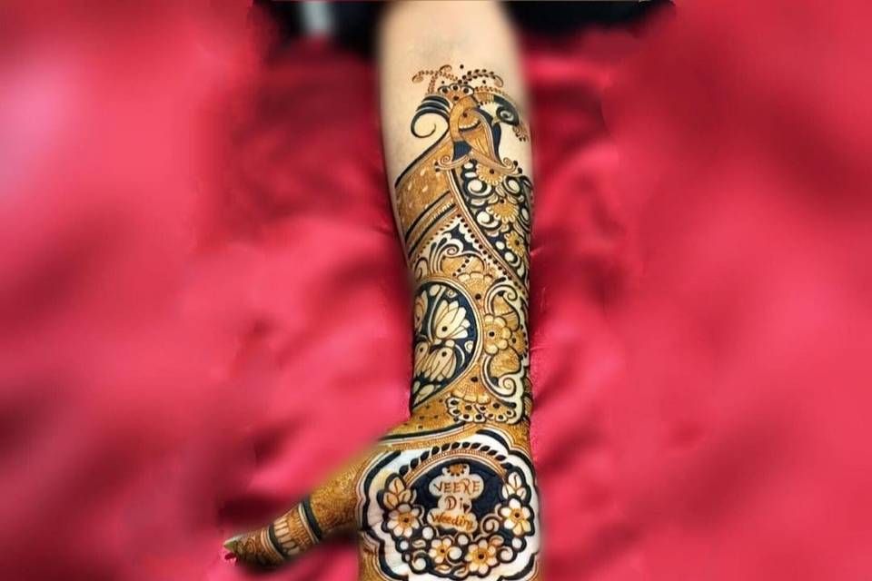 Ganga Mehandi Designer