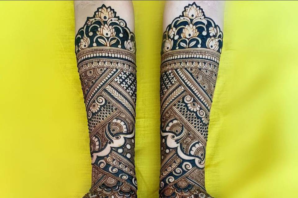 Ganga Mehandi Designer