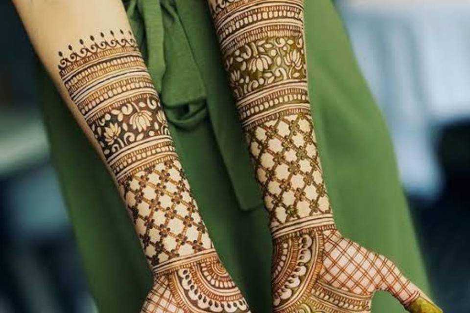 Ganga Mehandi Designer