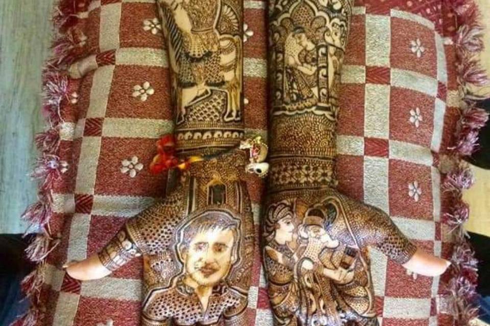 Ganga Mehandi Designer