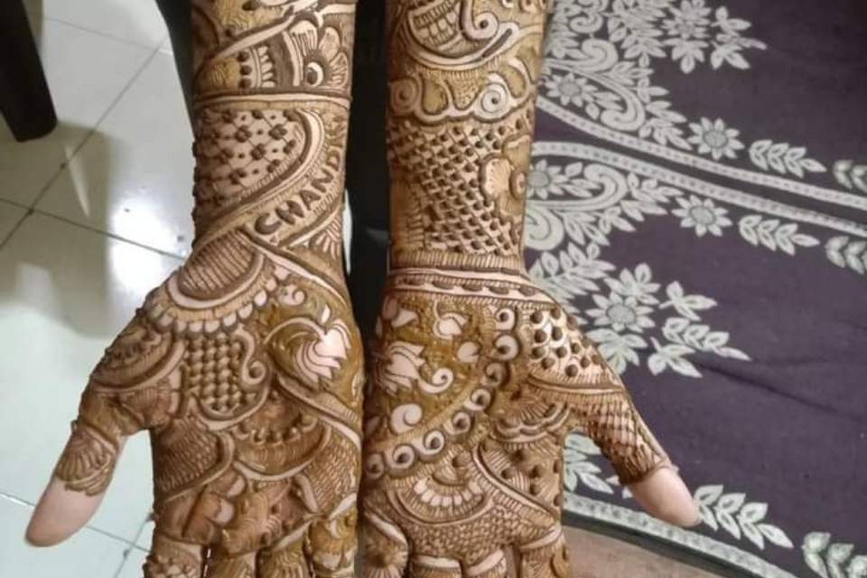 Ganga Mehandi Designer