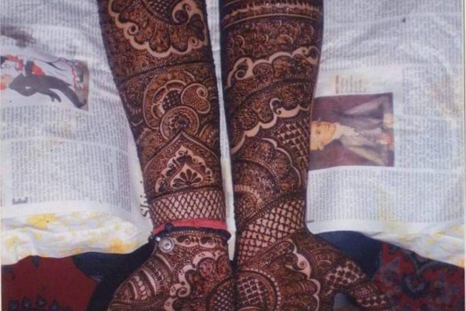 Ganga Mehandi Designer