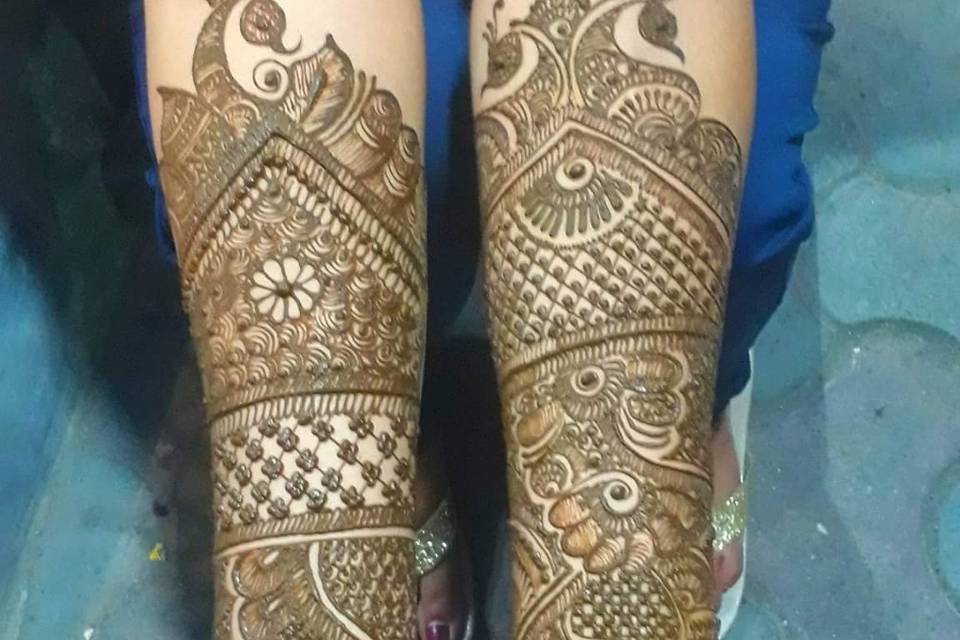 Ganga Mehandi Designer