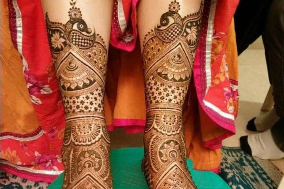 Ganga Mehandi Designer