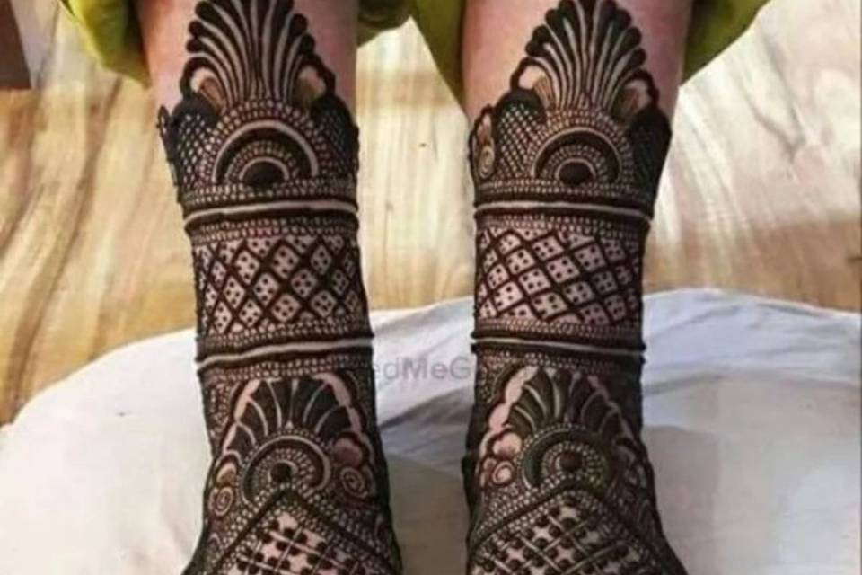 Ganga Mehandi Designer