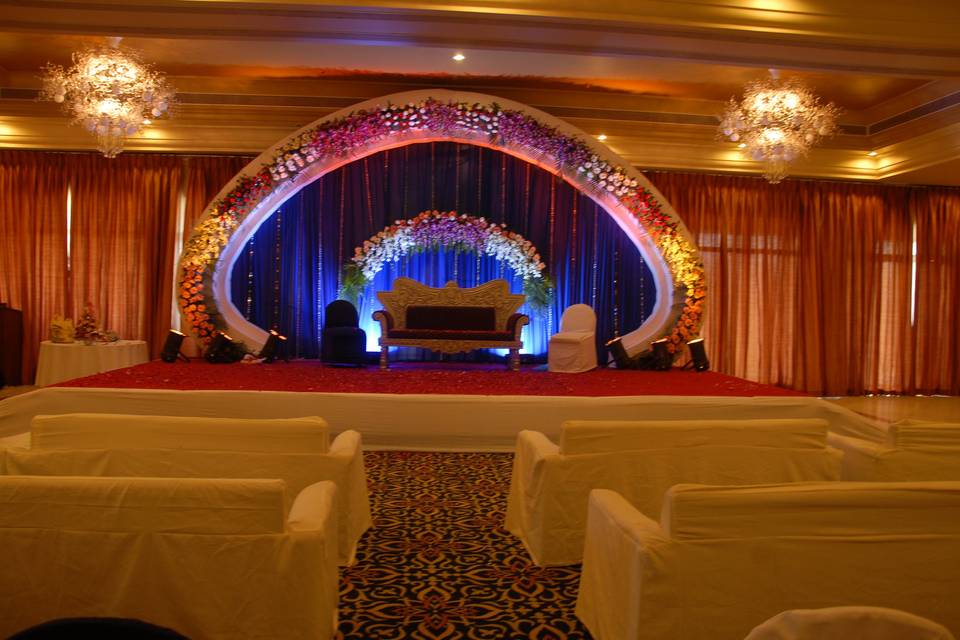 The Gateway Hotel Athwalines, Surat