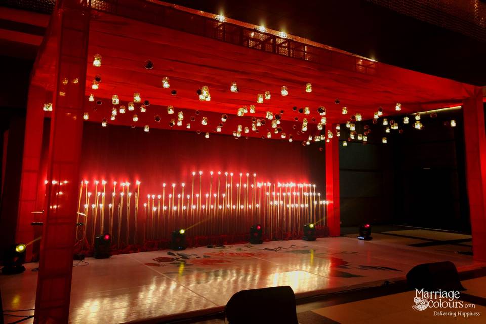 Red Reception Stage Décor