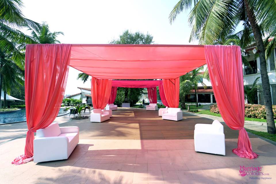 Cabana and Seating Décor
