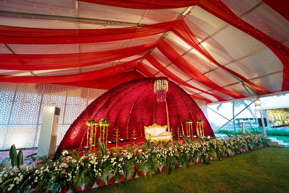 Red Dome with Flowers Décor