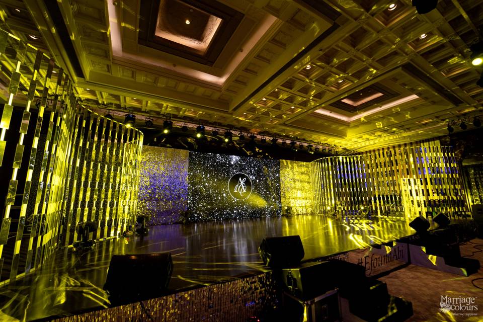 Shimmering Sangeet Décor