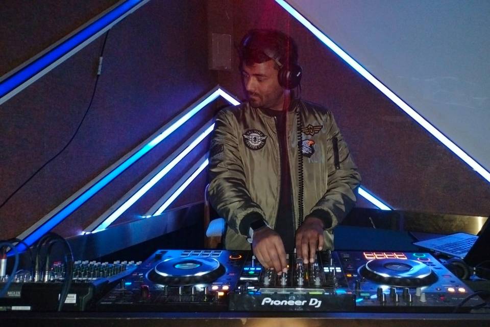 DJ Santy