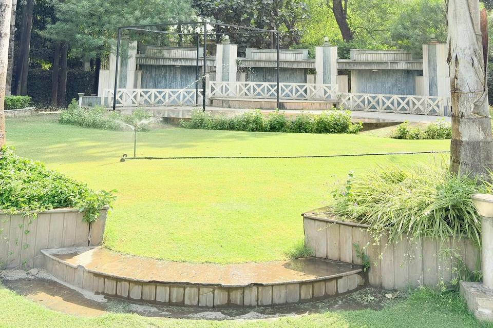 Lawn area