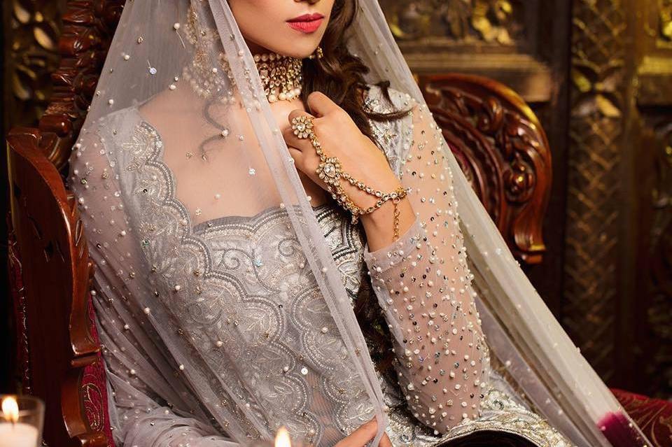 Ayushi Jain - Makeup & Hair - Makeup Artist - Vijay Nagar - Weddingwire.in Ayushi Jain - Makeup & Hair - Makeup Artist - Vijay Nagar - Weddingwire.in