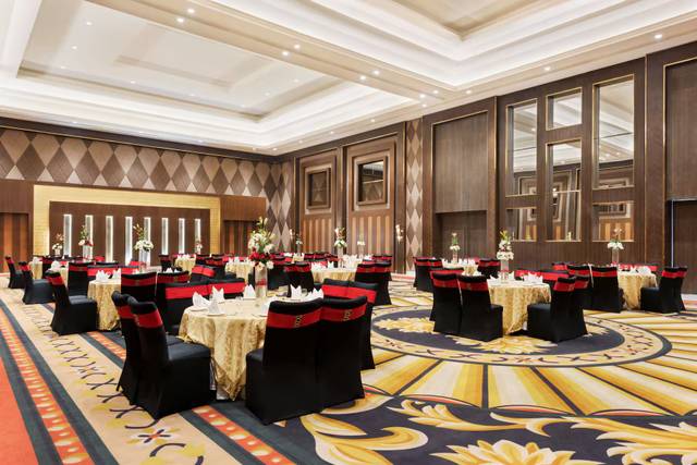 Banquet hall
