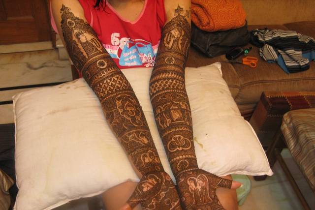 Designer mehndi