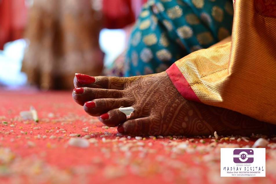 Brides feet