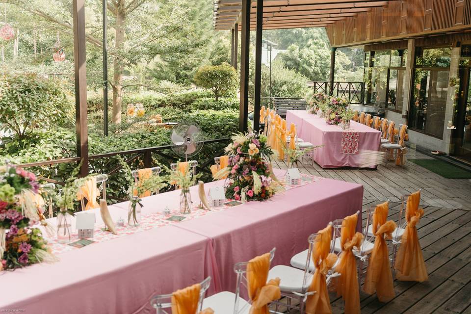 Tablescape