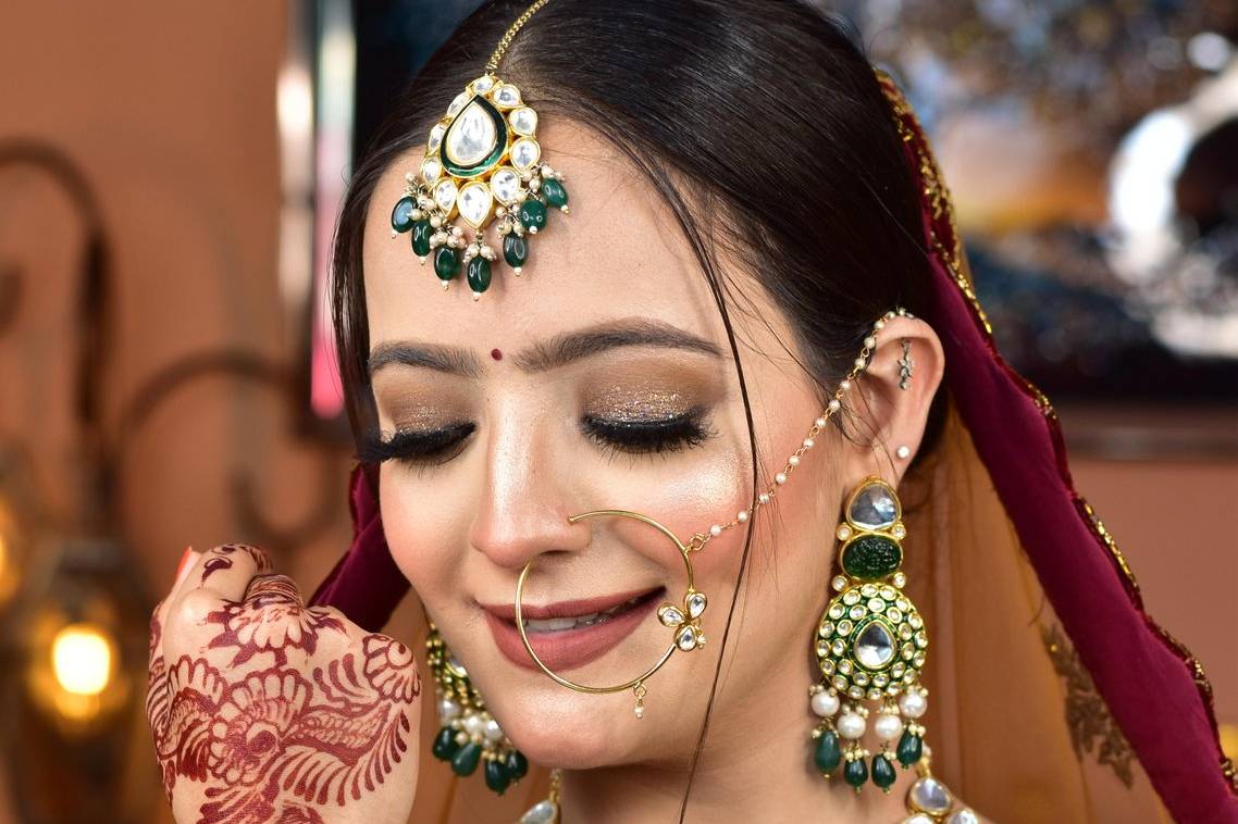 50+ Newest Bridal Mehndi Designs for Hands & Legs to Flaunt on Your Big Day  | Bridal Mehendi and Makeup | Wedding Blog